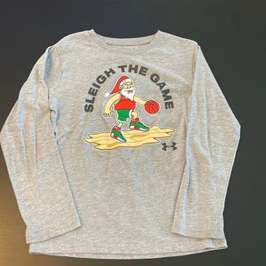 Boys Under Armour Santa Long Sleeve Size 7